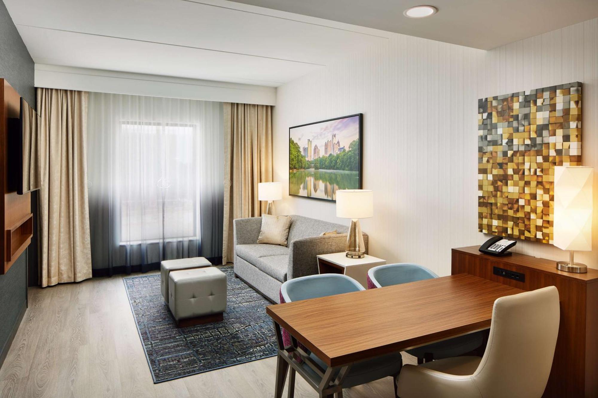 Embassy Suites By Hilton Atlanta Airport North Hapeville Kültér fotó